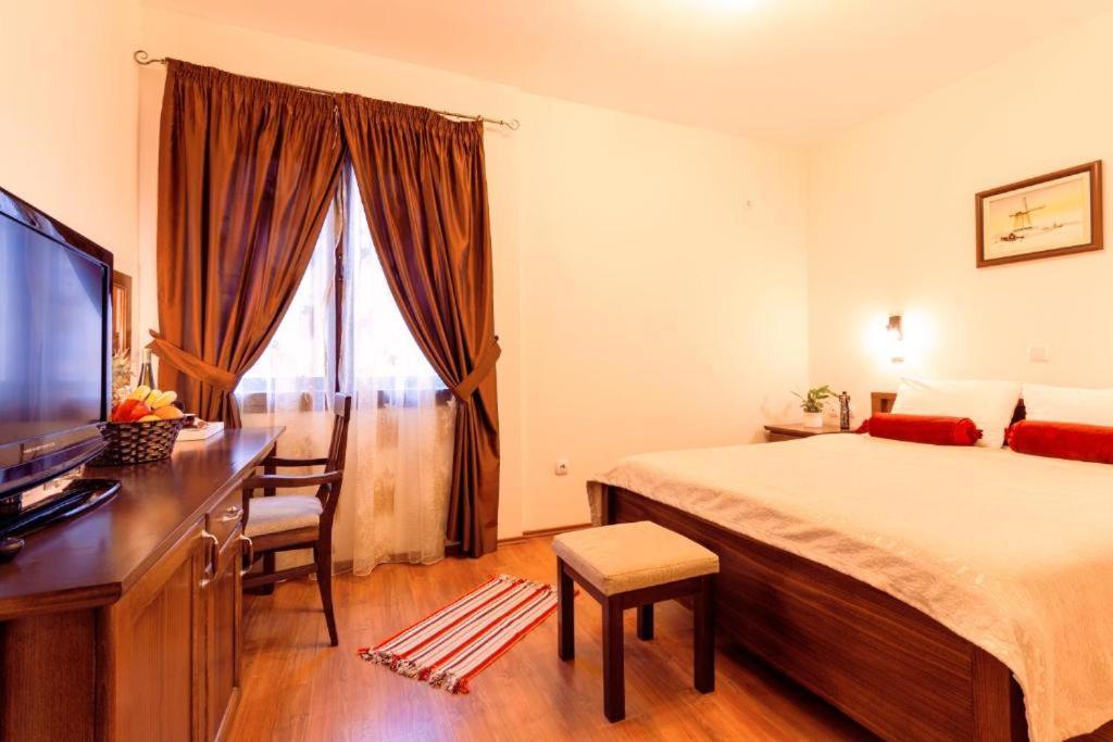 Downtown Rooms Ni Esterno foto