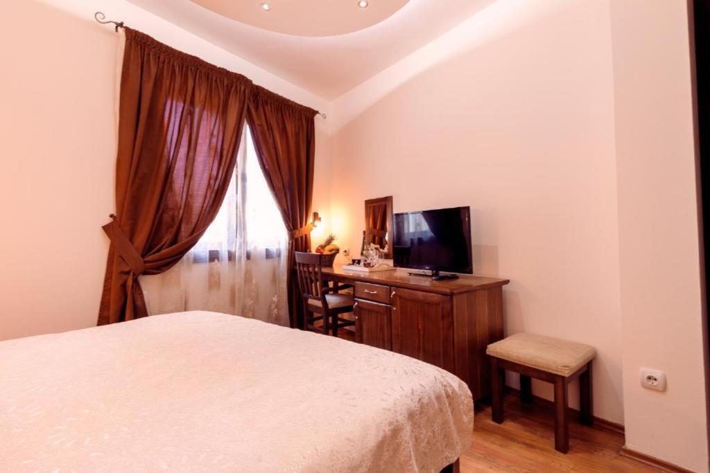 Downtown Rooms Ni Esterno foto