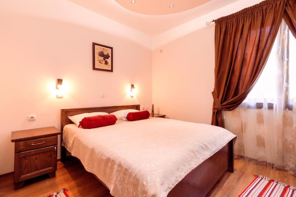 Downtown Rooms Ni Esterno foto