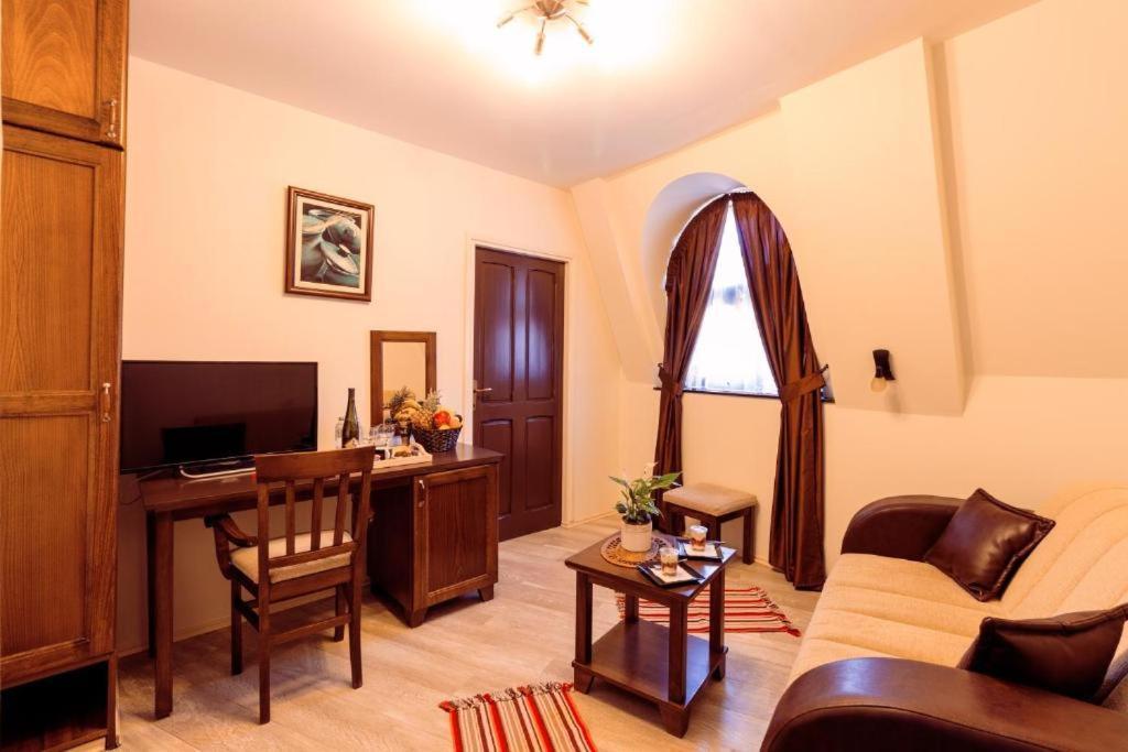 Downtown Rooms Ni Esterno foto